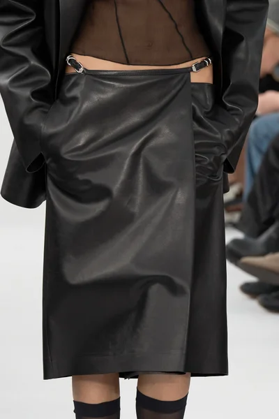 Look 106
